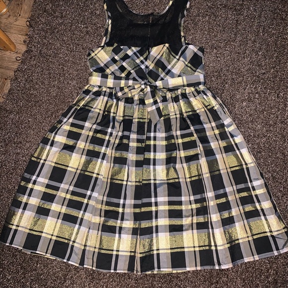 Samantha says girls party dress size 14-16 XL - Picture 2 of 4